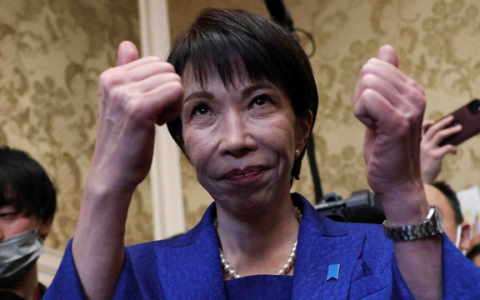 高市豪赌结果显露，支持率断崖式下降，继任者已浮出水面