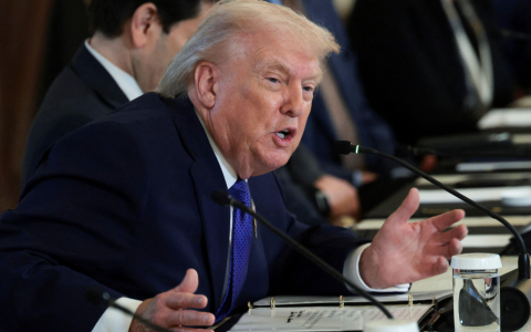 特朗普，惨遭暴击！