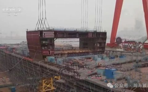 新飞行甲板材质匪夷所思，采用1600兆帕特种合金？