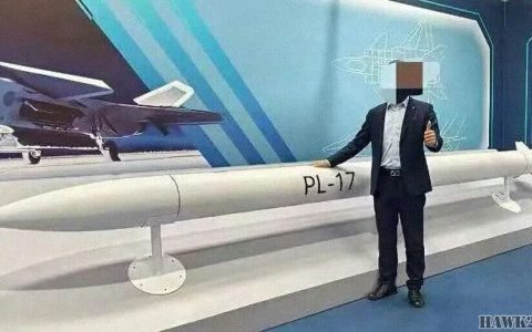 海外谈中国：霹雳-17超远程空空导弹首次近距离曝光 攻守之势易也