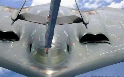 当轰-20服役后，B-2还会是唯一的隐身战略轰炸机吗？