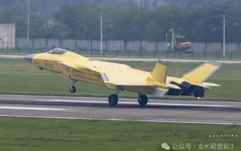 歼-20A全面投产，中国隐身战机迈入规模化迭代新时代