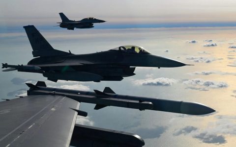 大年初二，中美黄海对峙，美军懵了！