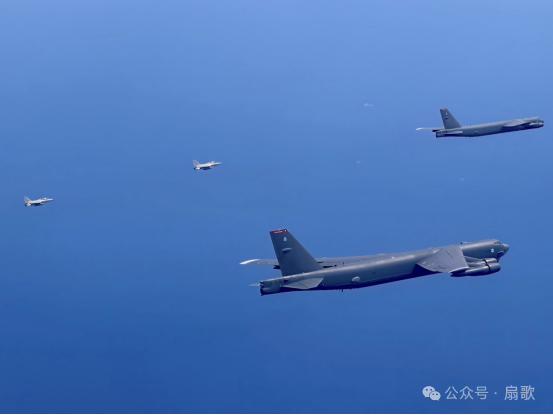轰-6K携带鹰击12反舰导弹战备巡逻南海，西大空军B-52H轰炸机也出场！赢是要靠实力和智慧！