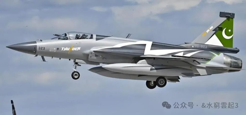 “枭龙”战机的产能危机:上百亿订单背后的工业实力大考