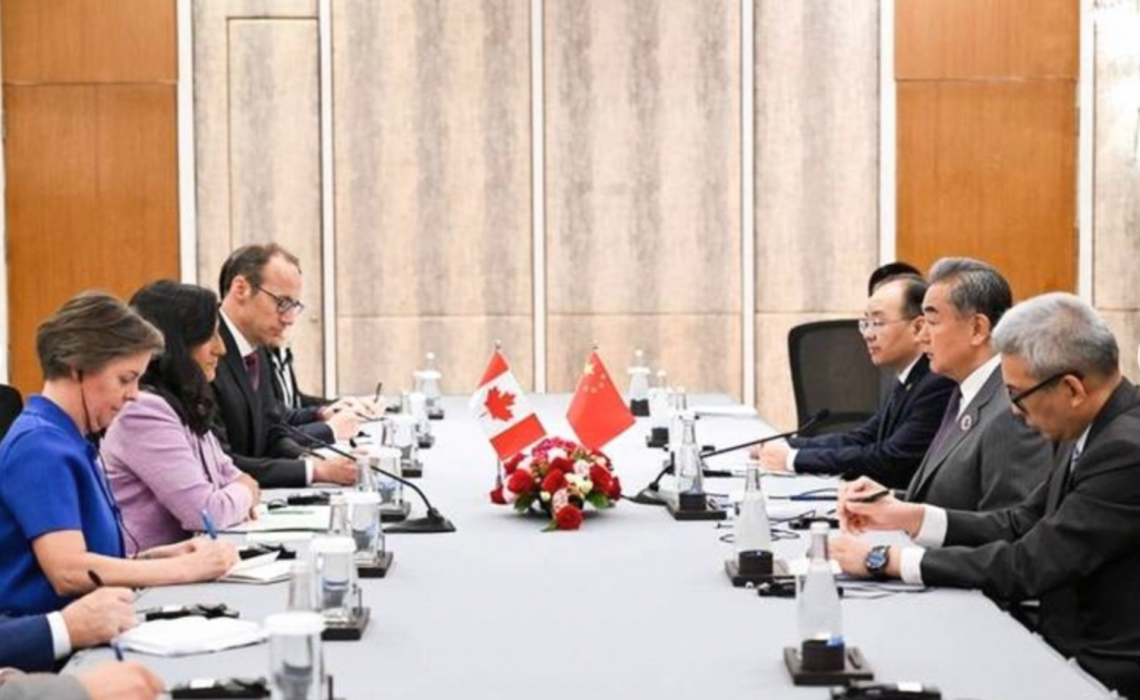 特朗普痛不欲生,这就是不讲道理的后果!