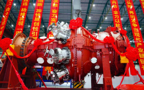 冲破80年垄断！中国“动力心脏”拿下100亿大单，欧美坐不住了