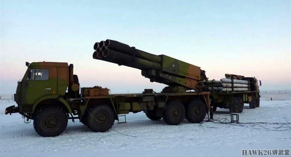 俄罗斯“萨尔玛”火箭炮系统亮相沙特防务展 设计酷似“海玛斯”