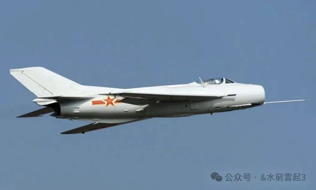 中国战机“绿皮”亮相与“裁决者”试飞空中力量格局正在重塑