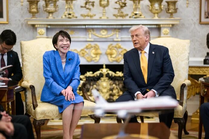 日本跪式外交后，依然被美国侮辱