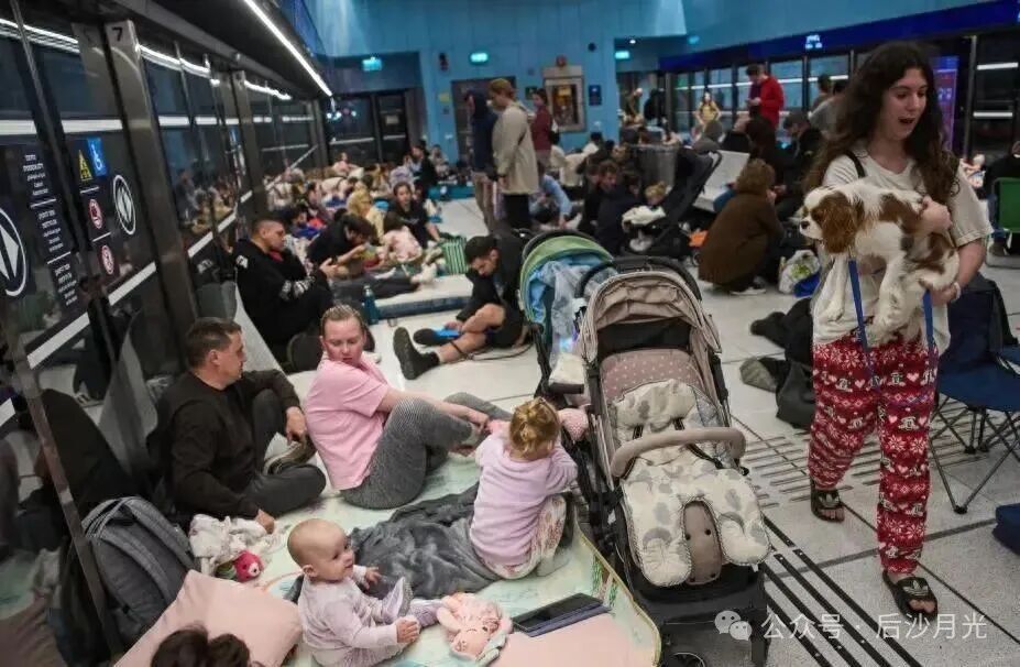 哈梅内伊刚走，巴列维家族就觉得机会来了！