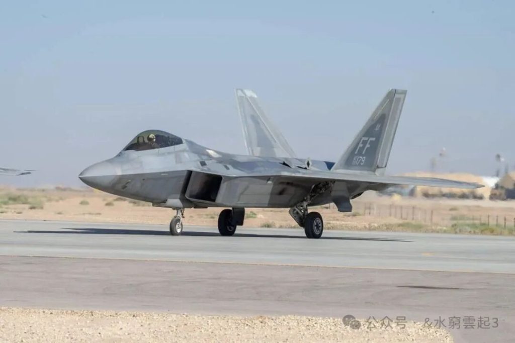 中国战机“绿皮”亮相与“裁决者”试飞空中力量格局正在重塑