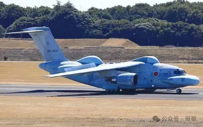 外形独特EC-2电子战机，似乎让人联想到什么！