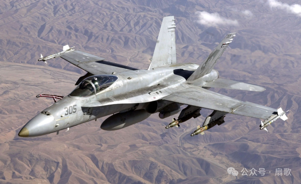白鹰盟海军的F18被击中,再说一下航母对地攻击的一些问题