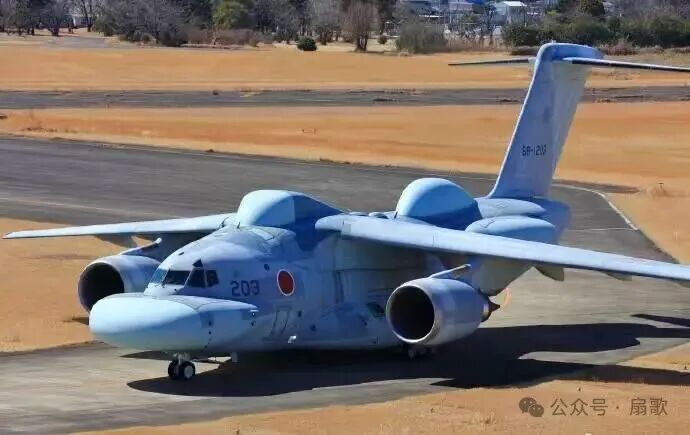 外形独特EC-2电子战机，似乎让人联想到什么！