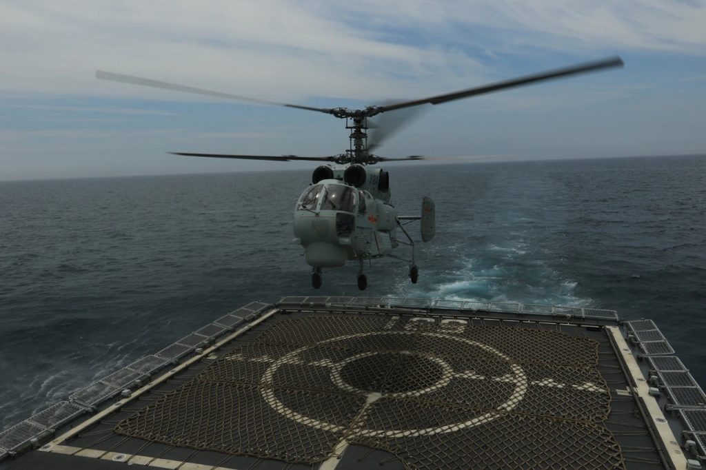 一文说懂中国海军为啥要发展出一款反潜型直-20？