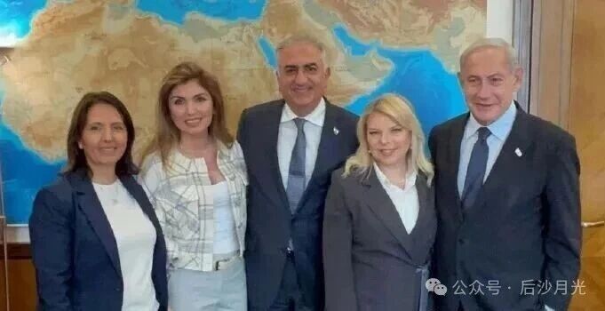 哈梅内伊刚走，巴列维家族就觉得机会来了！