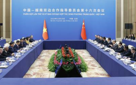 越南罕见“大动作”，中方三位部长赴河内，有大事要和中国谈