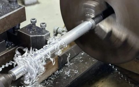 跟工业狂魔拼成本？中国实现廉价“涡喷自由”，年产10万枚巡航导弹不是梦！