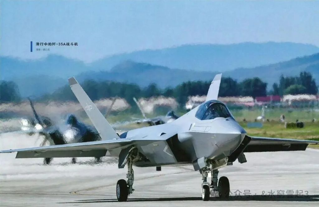 中国战机“绿皮”亮相与“裁决者”试飞空中力量格局正在重塑