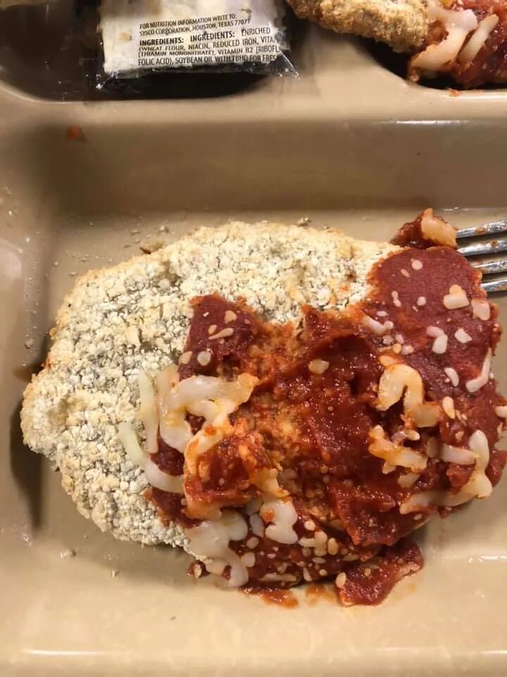 美军航母吃“猪食”