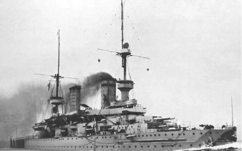 甲午战后清廷重建海军：为何放弃德制万吨战舰，选择英制巡洋舰？