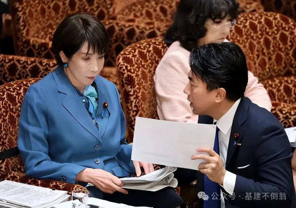 日本叫嚣击沉福建舰？高市早苗修宪扩军，正把日本拖向战争泥潭！