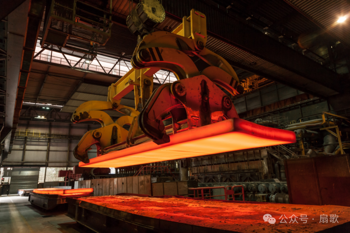 达利安12万吨航母快速建造中,再说一下为什么飞行甲板需要“一炉钢”