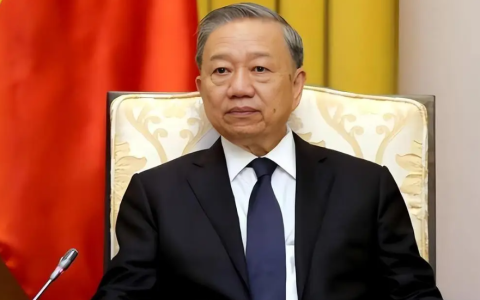 越南最高领导人访华，释放哪些信号？