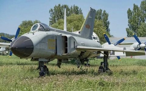 从“和平典范”被拆解的歼-8Ⅱ到自主创新的中国航空突围史