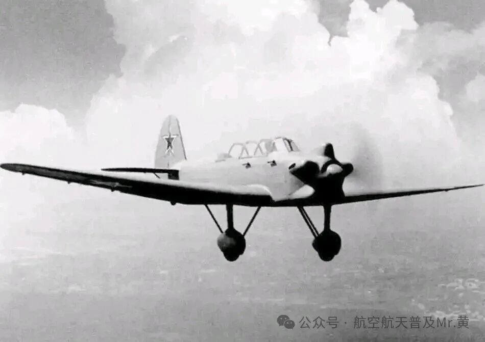 从雅克-18到初教-5：揭开新中国首架飞机的仿制与诞生秘史