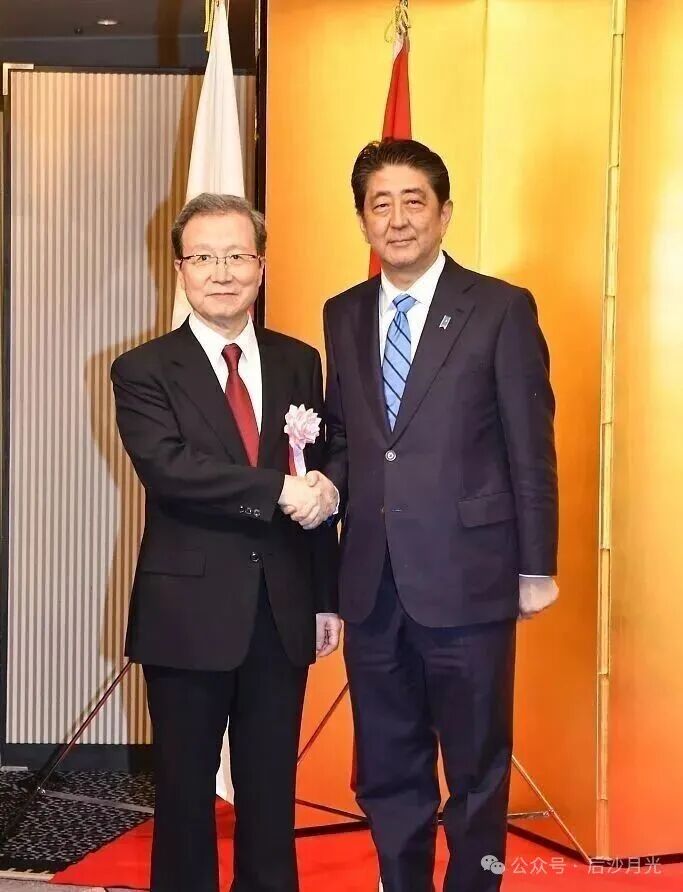 日本“降级”中日关系，​透着一股绝望的气息！