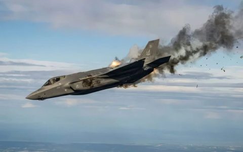 中国YLC-8B反隐身雷达为伊朗“指路”击伤F-35的战术推演