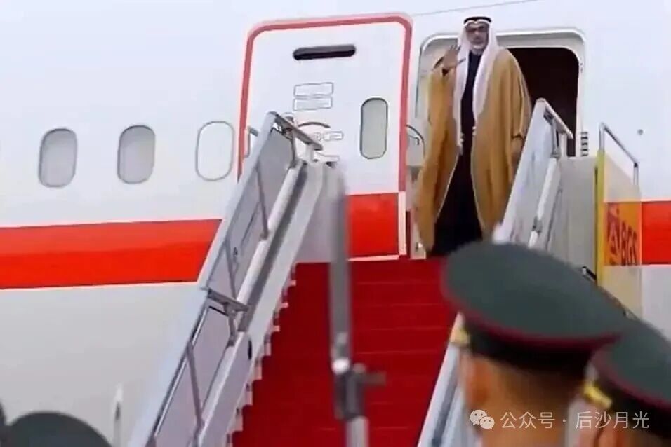 阿联酋逼债：巴基斯坦硬气，沙特做事体面！