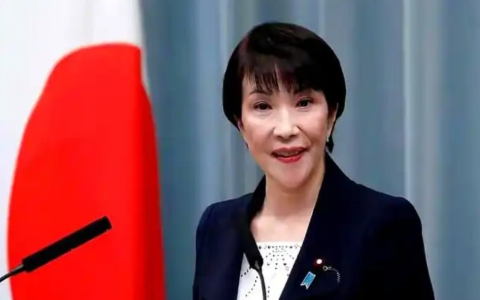 美国上门挑衅，南海撞机，肇事者成了“英雄”