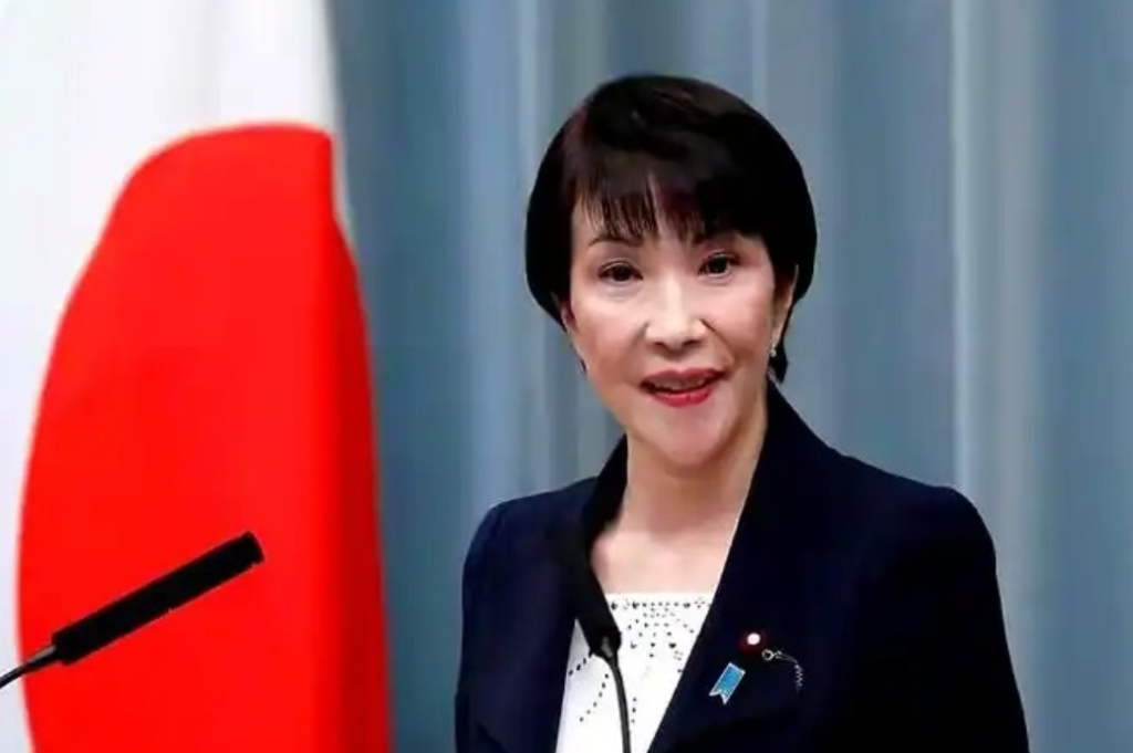 美国上门挑衅，南海撞机，肇事者成了“英雄”