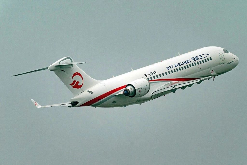 7架运20B同框亮相!涡扇20量产立大功,C919变身特种机有戏了