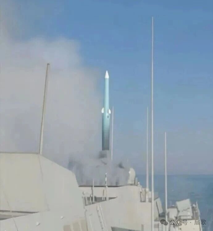 外媒报道055南海 试射鹰击 - 20，外军“演戏”提前收场！
