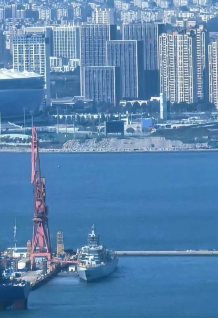 第3批次055据传已开工?吨位和装备全升级,会成为海军第一款巡洋舰吗