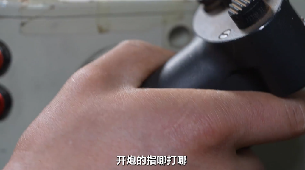 这个五一很充实！官媒集中报道了多款新装备，有很久未见的老面孔也有新面孔