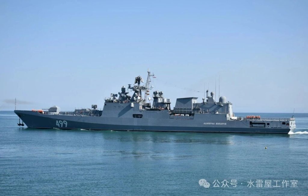 俄海军20380型护卫舰首次被无人机击中起火