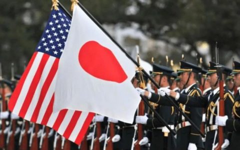 日本“上赶子”支持乌克兰，8000公里外送军火，暴露东京真正野心