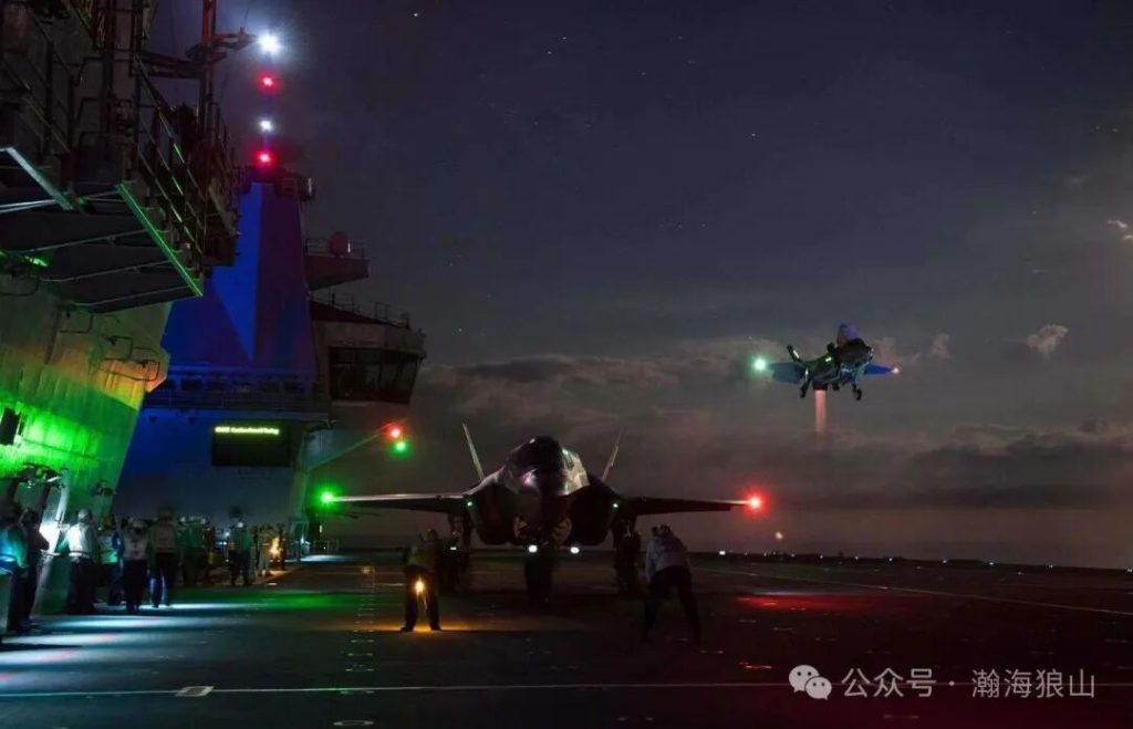 偏偏就不上战略对手的当,15万吨平台才是目标舰?