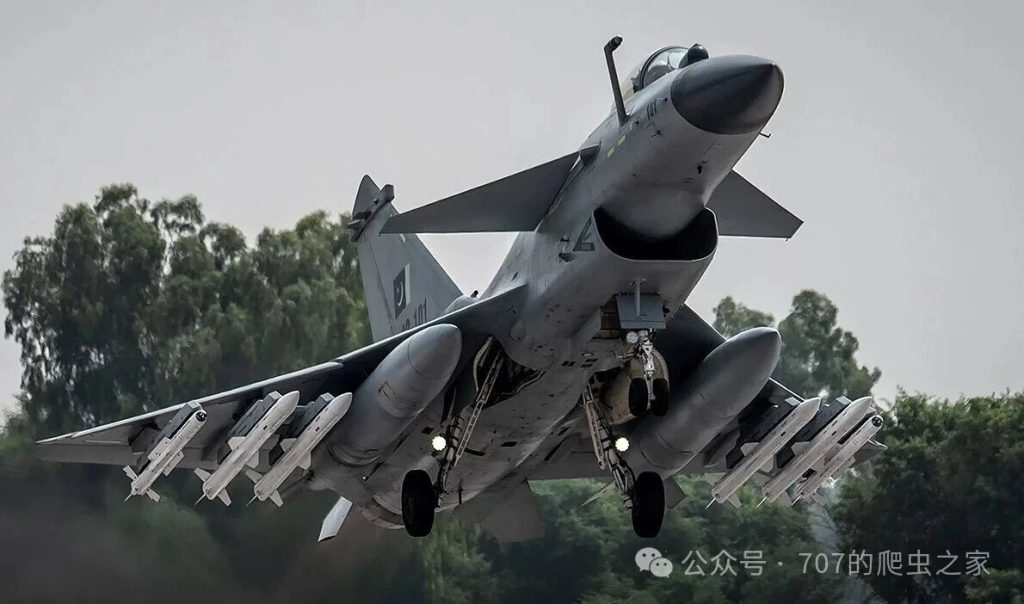 拿J-10C的发电能力来黑雷达性能,这脑回路也太清奇了