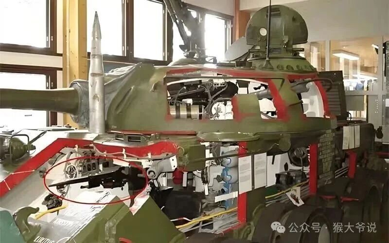 59式坦克机枪:250发弹链加电击发,从59式一路用到96式主战坦克